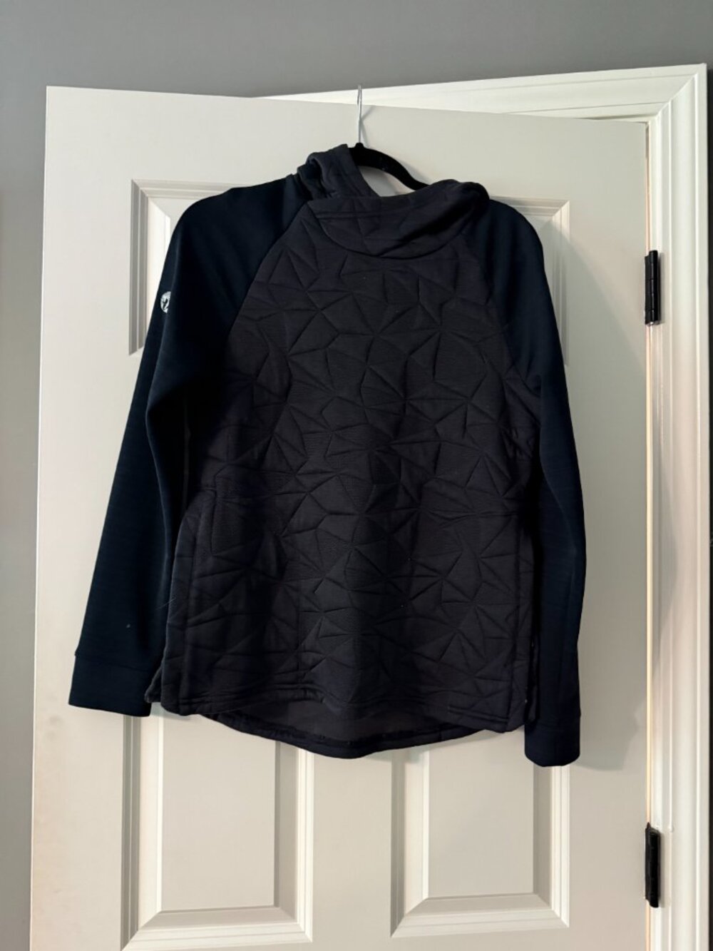 LevelWear Black Athletic Pullover/Hoodie